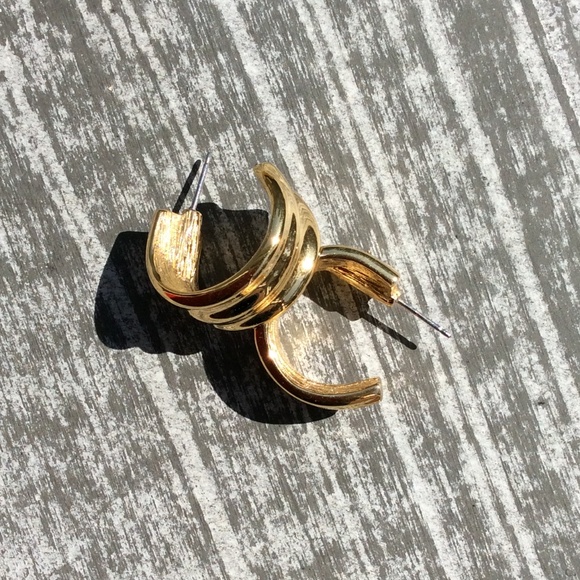 Givenchy Half Loop Earrings - Picture 4 of 8